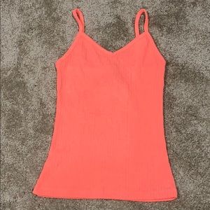 Ribbed spaghetti strap shirt